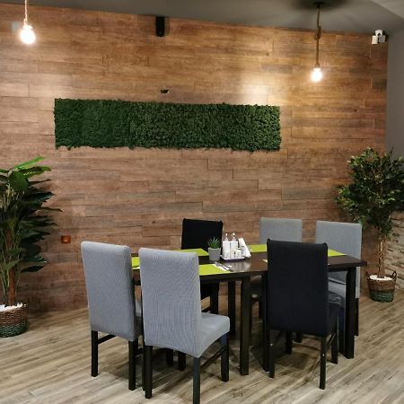 Casa Burduhos Hotel Campulung Moldovenesc Ngoại thất bức ảnh